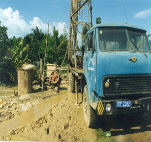 Máy_khoan_thăm_dò.png