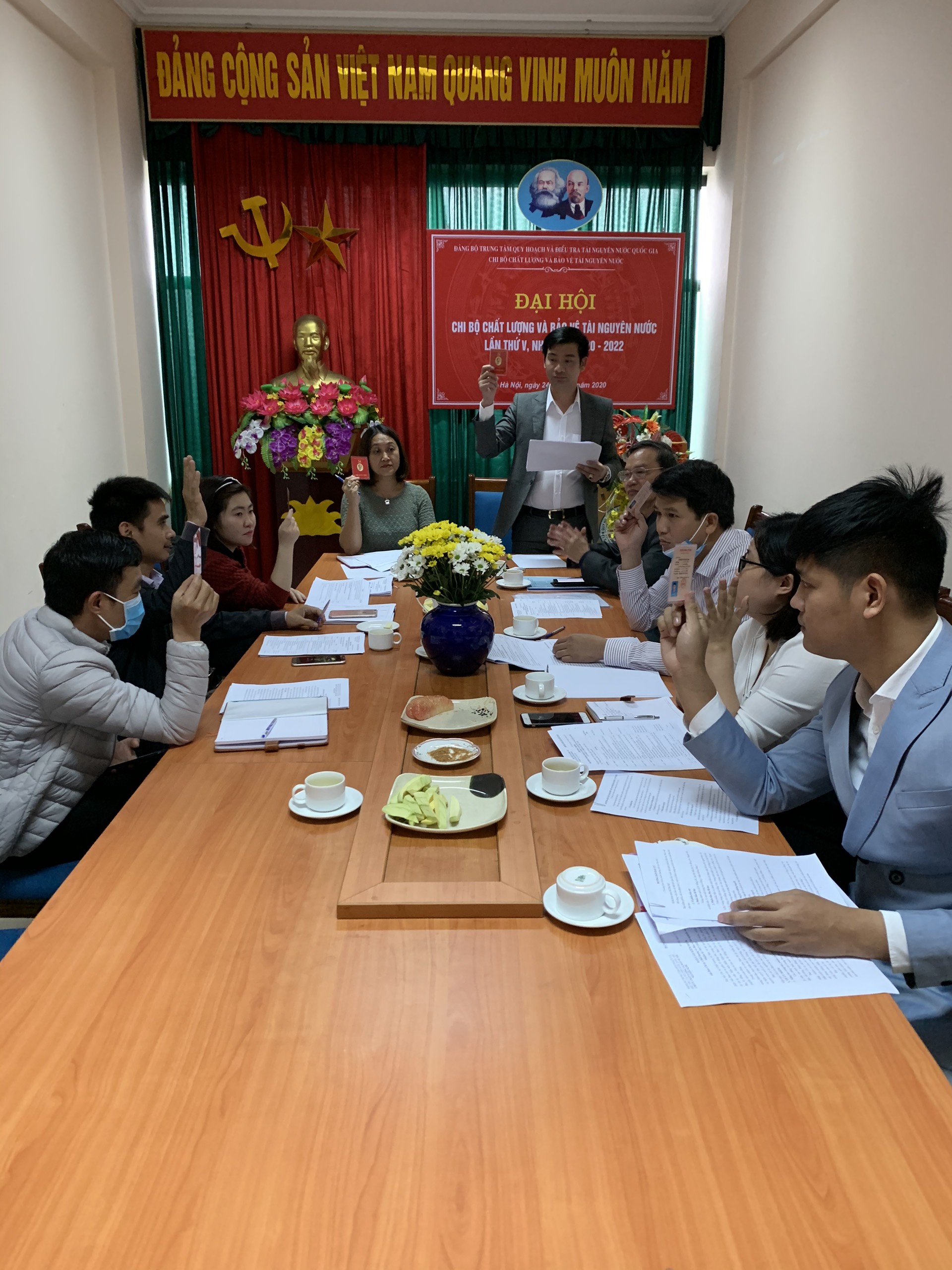 Đai hoi chi bô